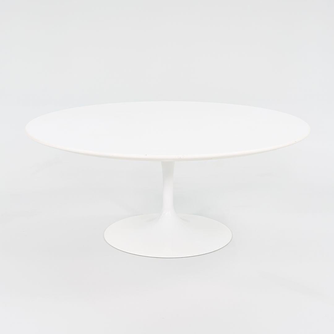 2016 Eero Saarinen for Knoll Table basse Tulip avec plateau rond en stratifié de 35 pouces en vente 2