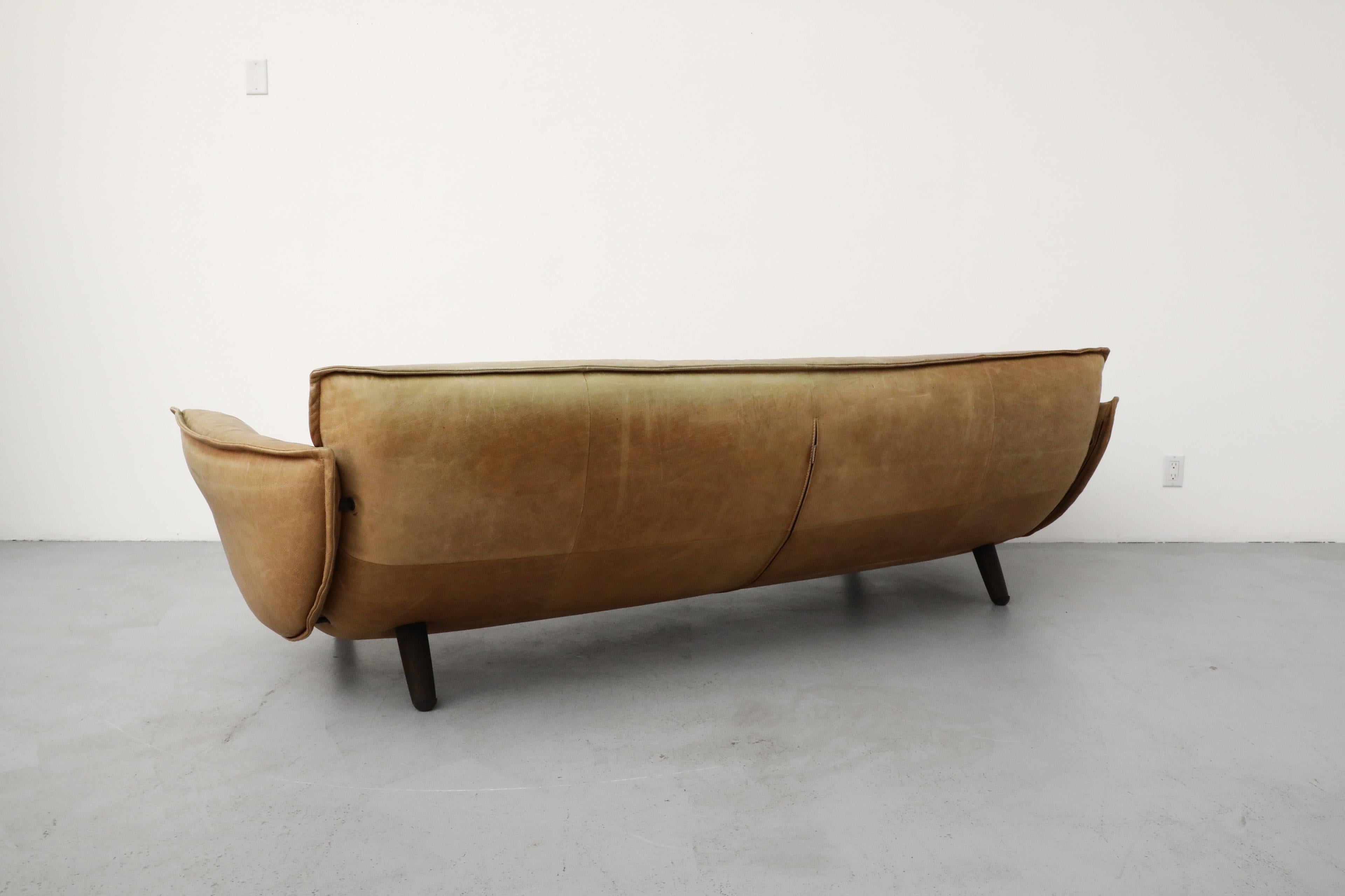 2016 Gerard Van Den Berg 'Swoon' Natural Leather Sofa for Label In Good Condition In Los Angeles, CA