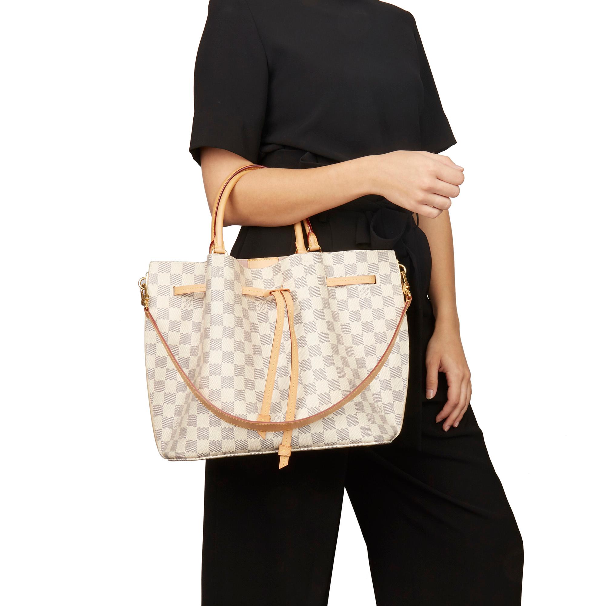 LOUIS VUITTON
Beige Damier Azur Coated Canvas Girolata

Xupes Reference: HB3053
Serial Number: GI1106
Age (Circa): 2016
Accompanied By: Louis Vuitton Dust Bag
Authenticity Details: Date Stamp (Made in Spain) 
Gender: Ladies
Type: Shoulder, Tote