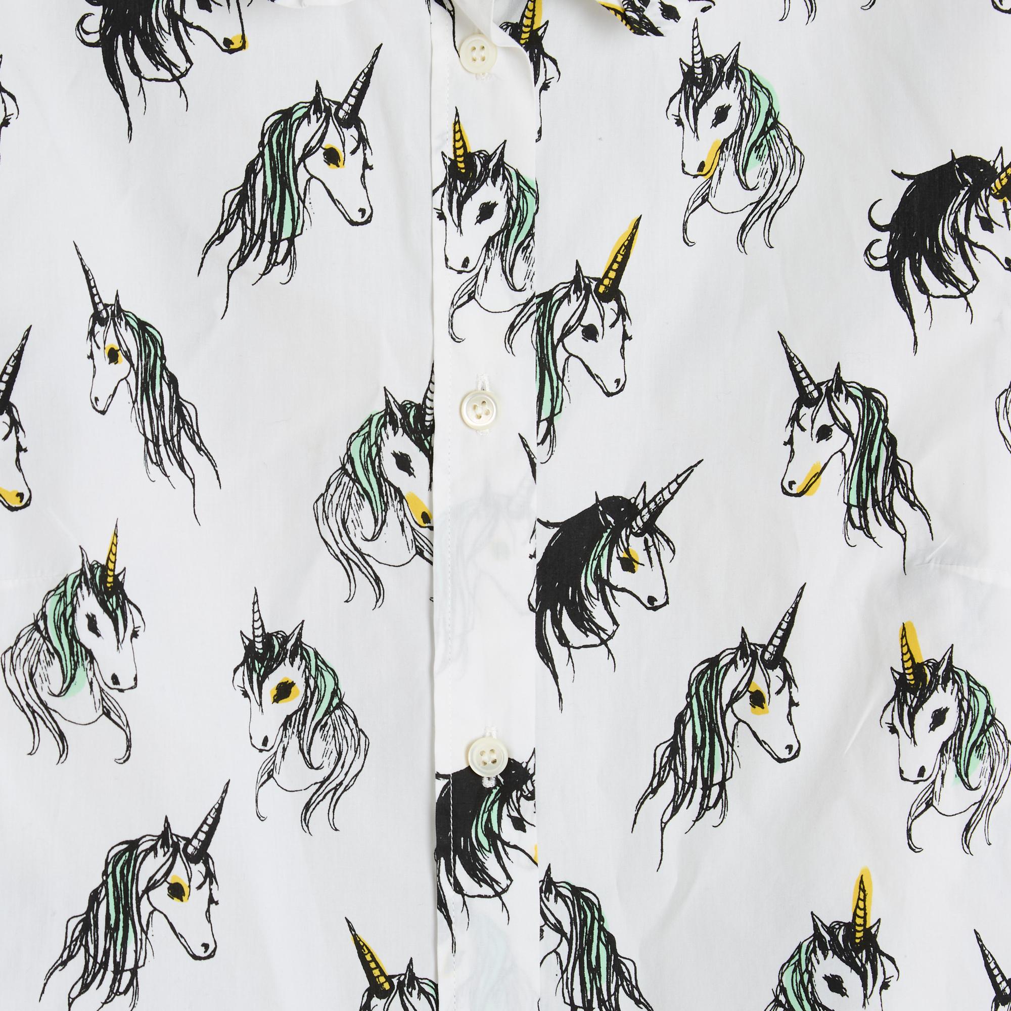Top Miu Miu shirt from the Spring Summer 2016 collection in printed cotton with Unicorn pattern developed in collaboration with Eri Wakiyama, collar and cuffs edged with a mini ruffle in the same fabric. Size 44IT or 40FR but the measurements