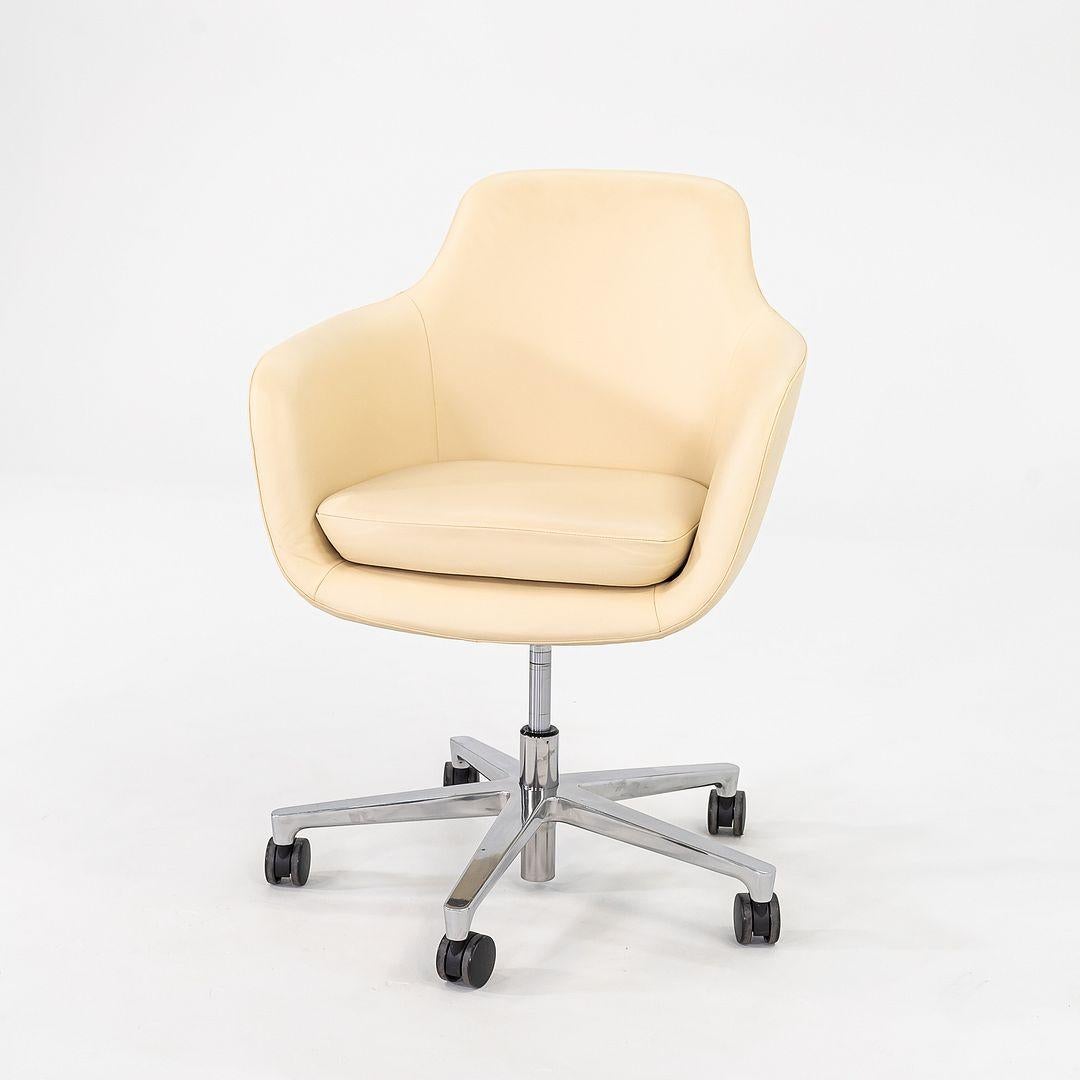 Américain 2016 Naoto Fukasawa pour Geiger Saiba Chaises de bureau à dossier moyen avec élévation pneumatique en vente