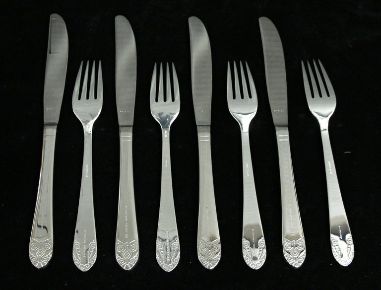 2016 silver plated steel eight piece new and never used dinner and fork set. Made by Oneida. This item is original to the NYC Waldorf Astoria Hotel Towers. Some are stamped 