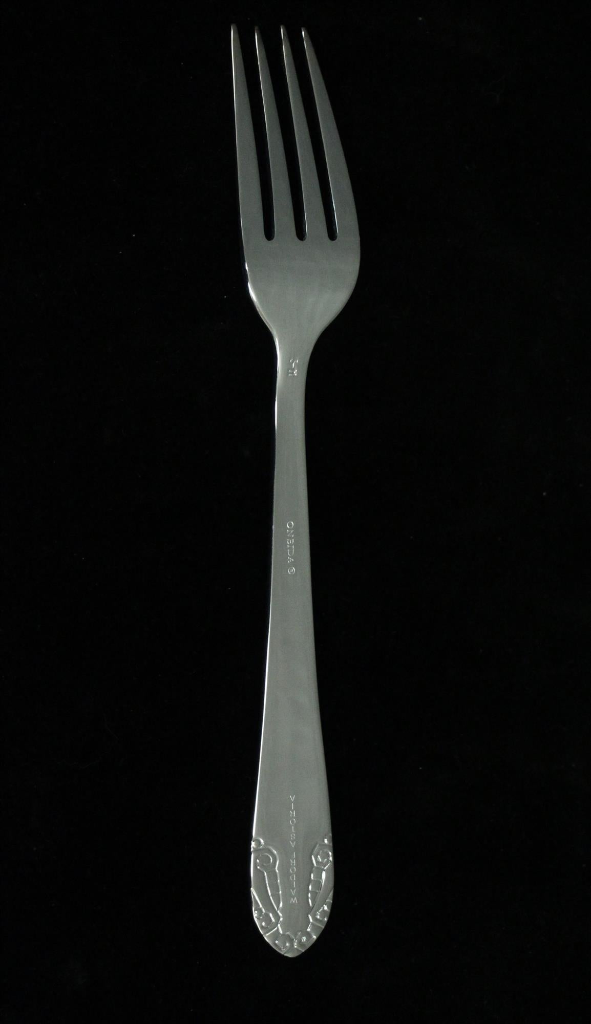 Art Deco Waldorf Astoria Hotel 8 Piece Set New Dinner Knives Forks