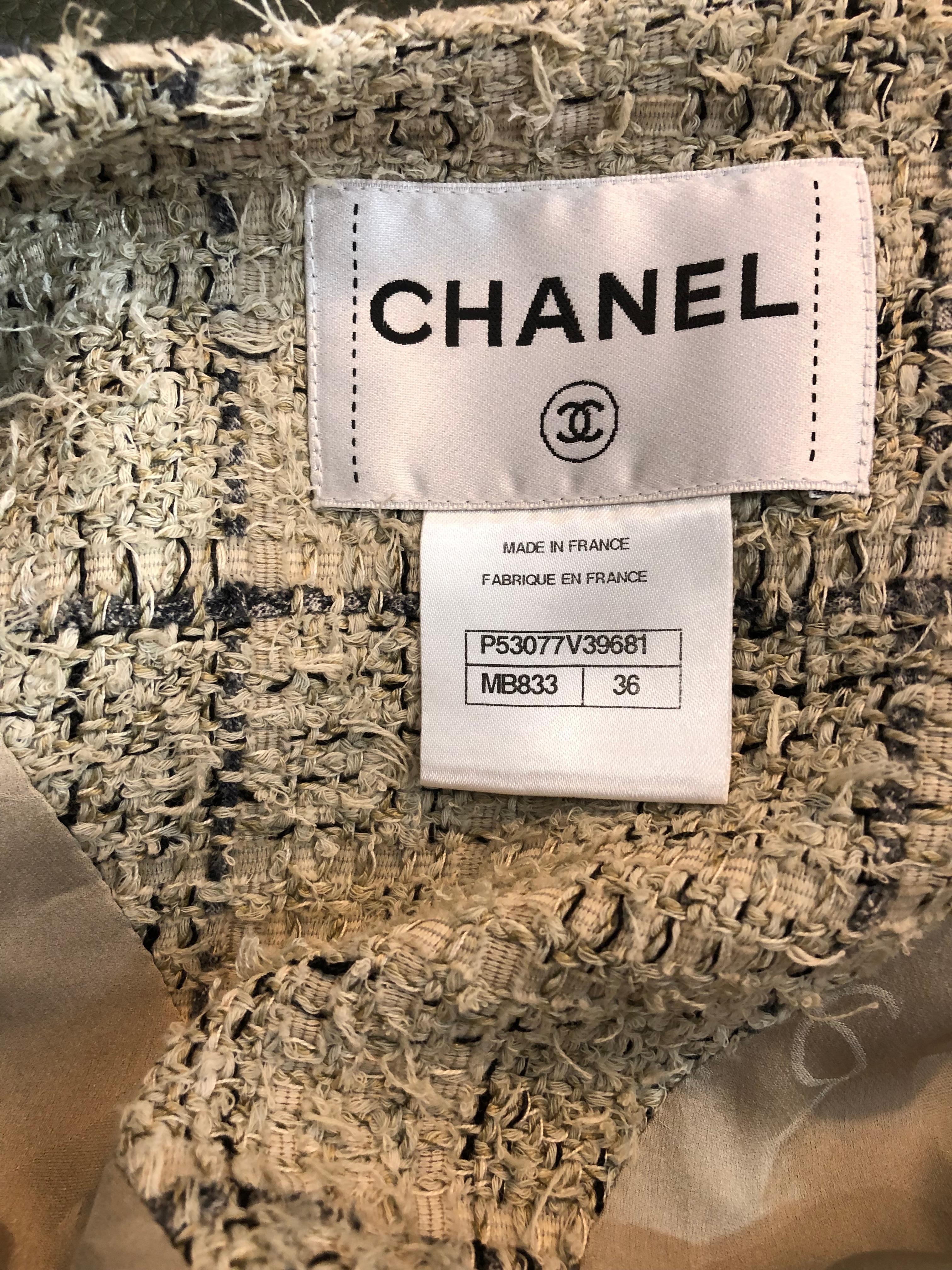 2016 Resort CHANEL Beige Tweed Double-Buttoned Jacket FR36 For Sale 4