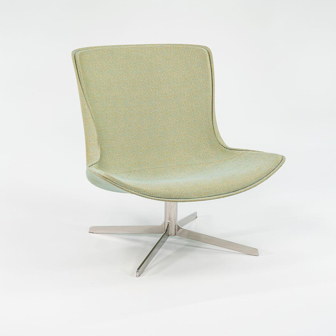 2016 Vika Loungesessel von Monica Forster für Bernhardt Design, 2X verfügbar im Zustand „Gut“ im Angebot in Philadelphia, PA