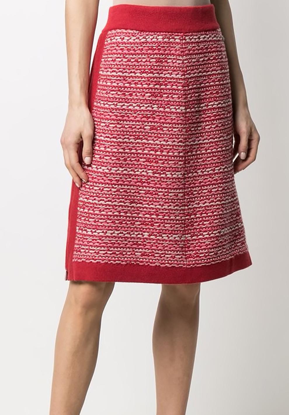Women's 2016s Catwalk Chanel Red Cashmere  Skirt For Sale