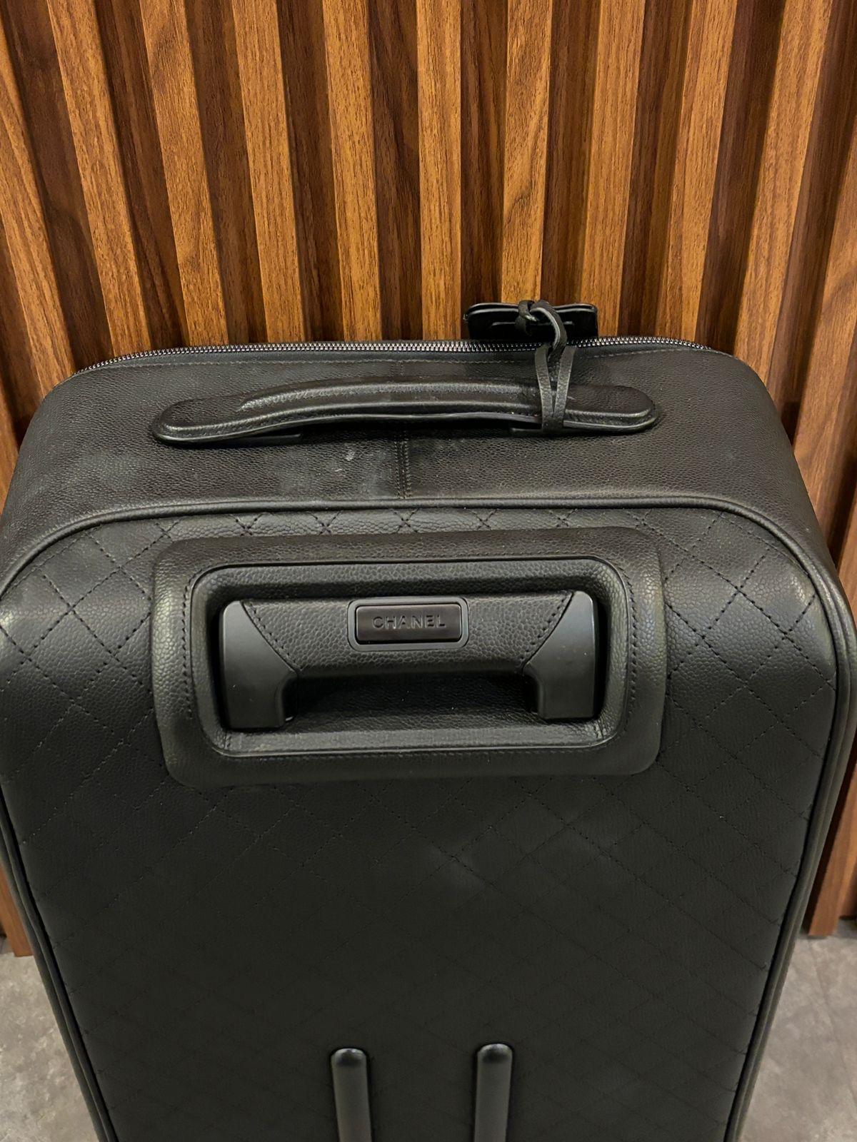 2017 Chanel Black Caviar Quilted Cabin Rolling Luggage For Sale 6