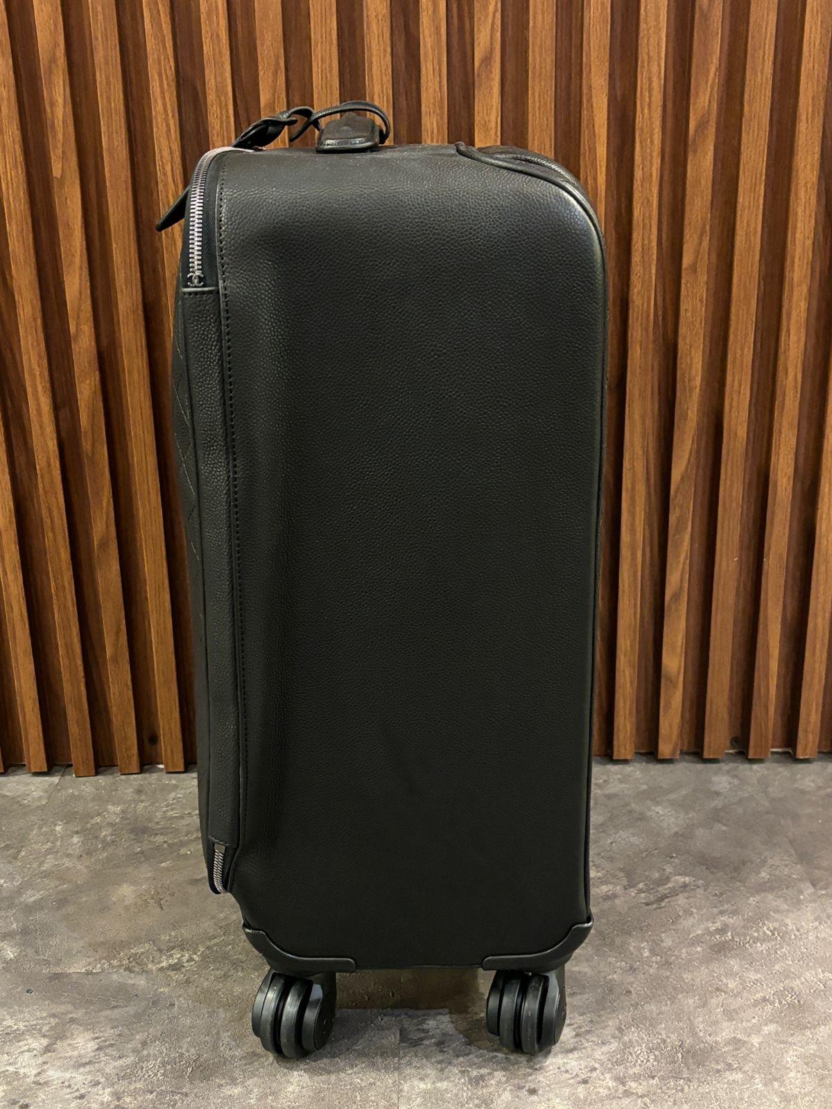 2017 Chanel Black Caviar Quilted Cabin Rolling Luggage For Sale 3