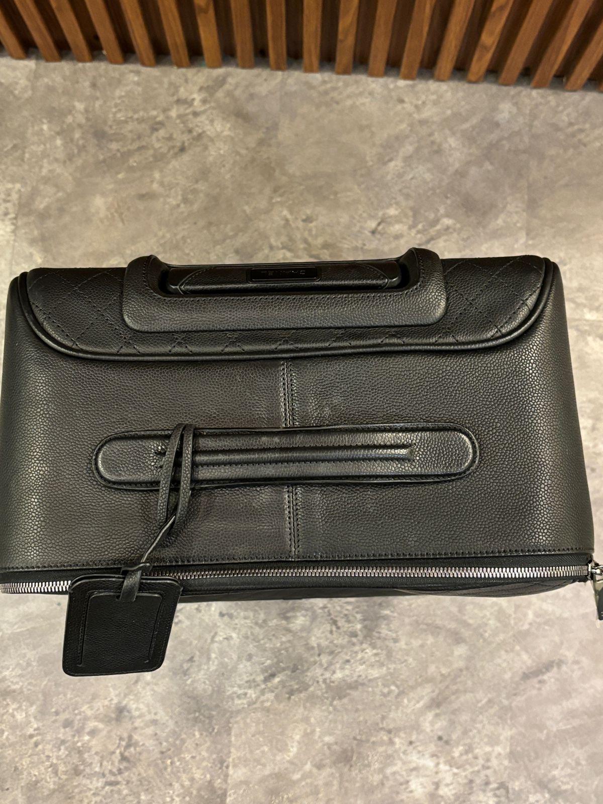 2017 Chanel Black Caviar Quilted Cabin Rolling Luggage For Sale 4