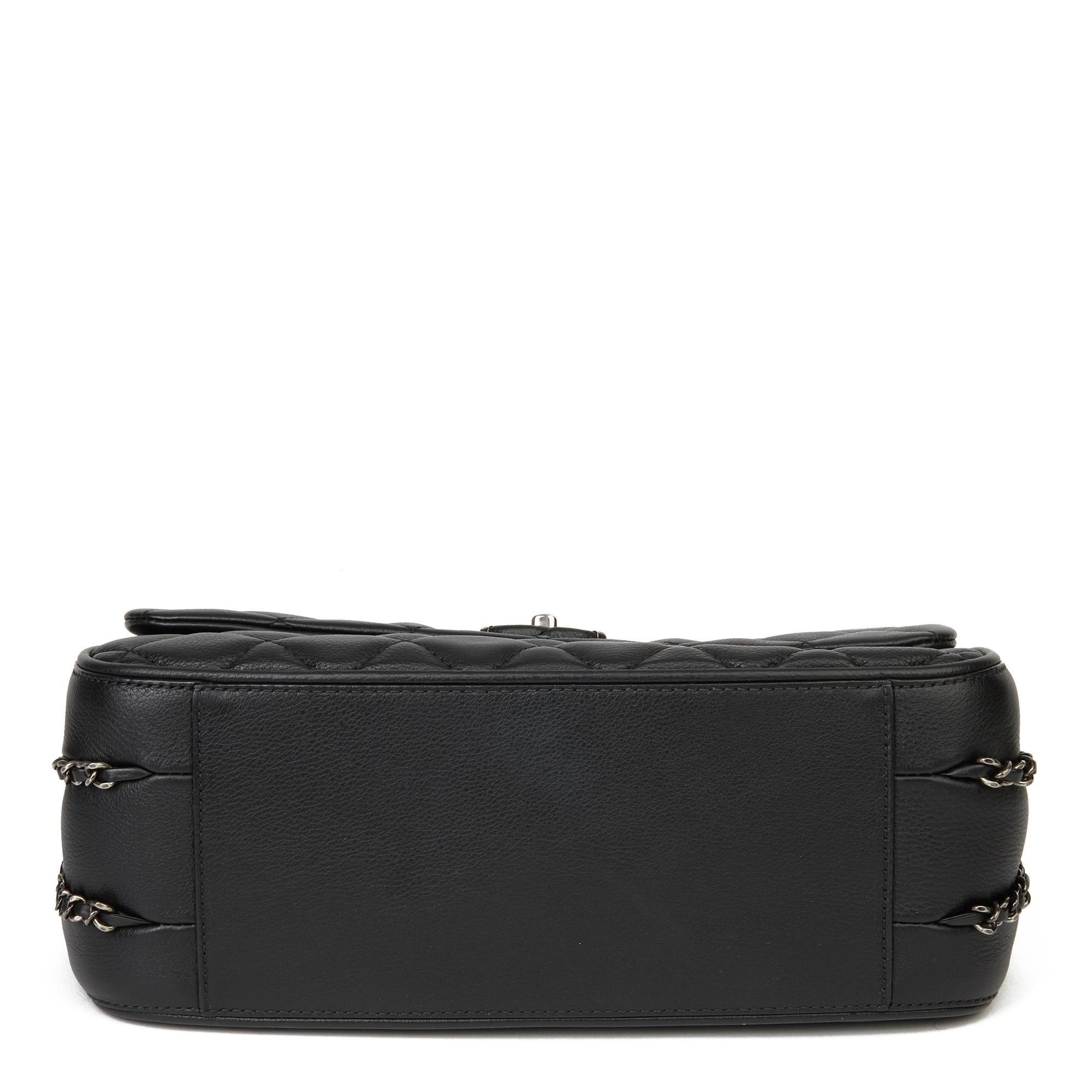 2017 Chanel Black Quilted Calfskin Leather Medium Frame in Chain Flap Bag In Excellent Condition In Bishop's Stortford, Hertfordshire