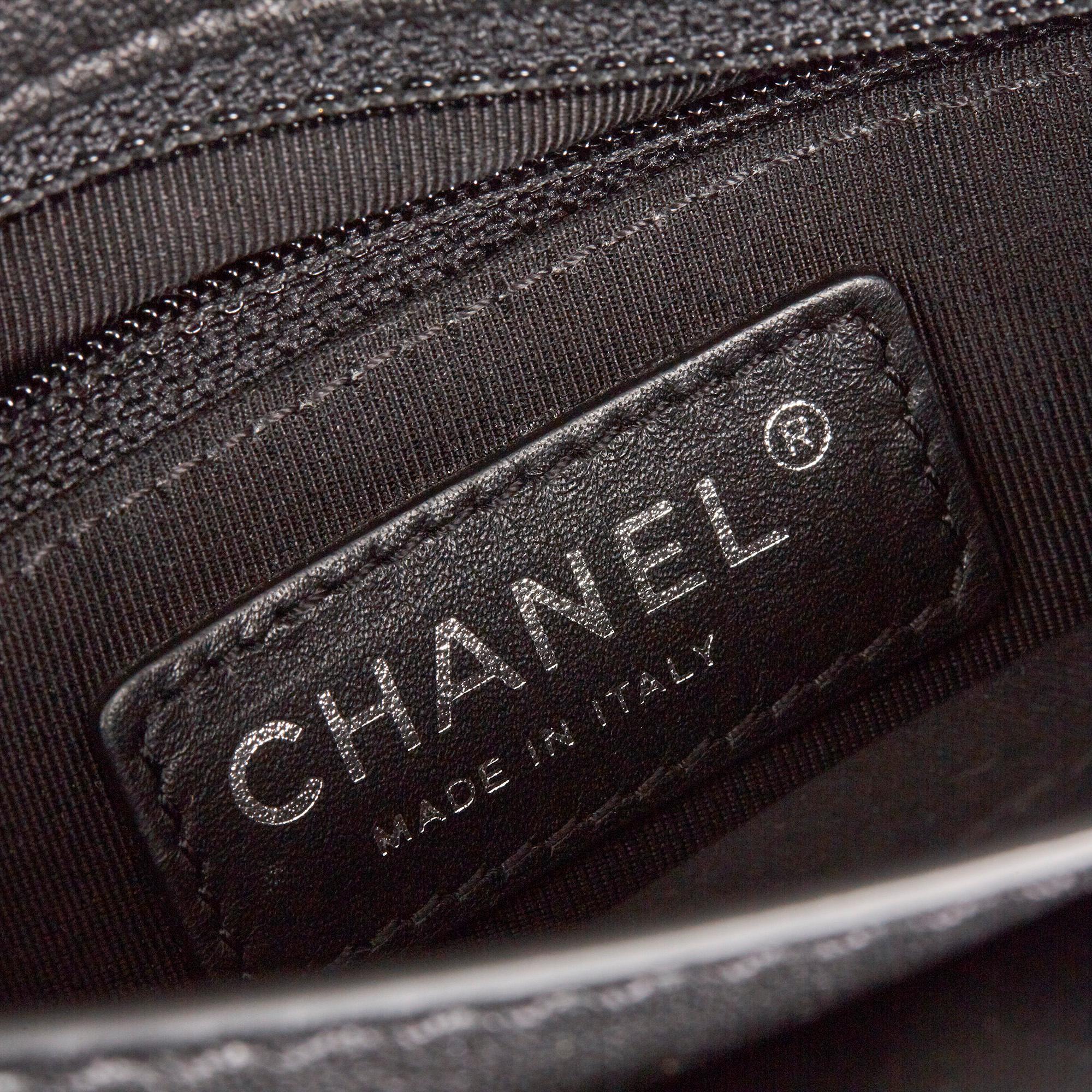 2017 Chanel Black Quilted Calfskin Leather Saddle Bag 2