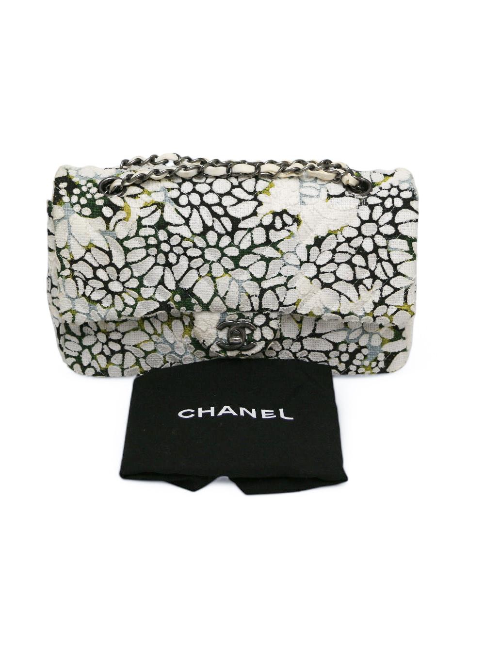 2017 Chanel floral tweed classic bag For Sale 7