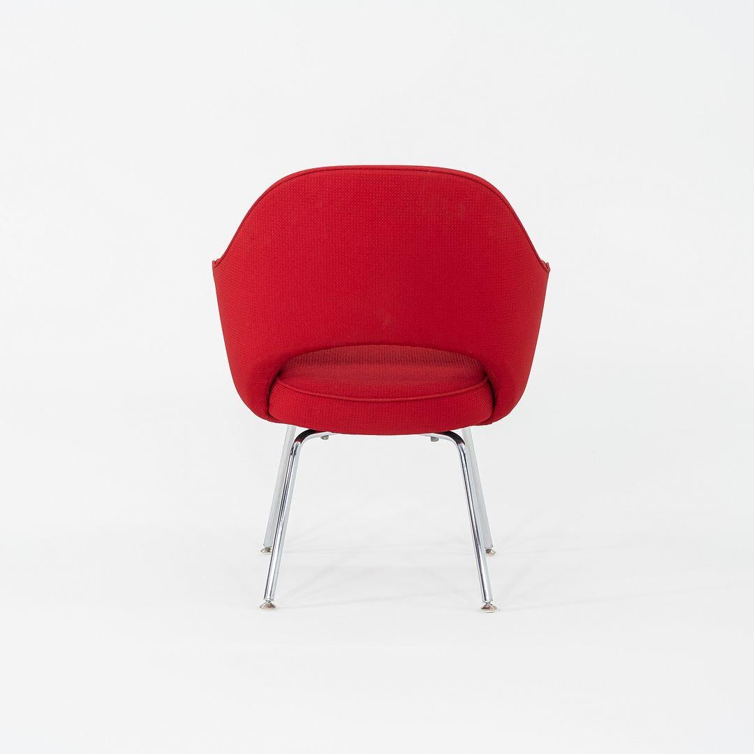 Fauteuils de salle à manger 2017 Eero Saarinen for Knoll en tissu rouge 20x disponibles en vente 3