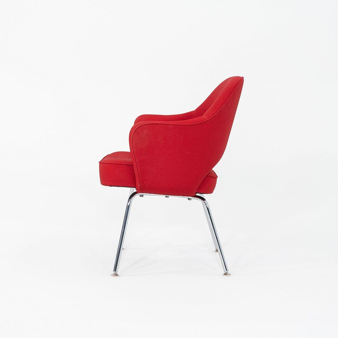 Moderne Fauteuils de salle à manger 2017 Eero Saarinen for Knoll en tissu rouge 20x disponibles en vente