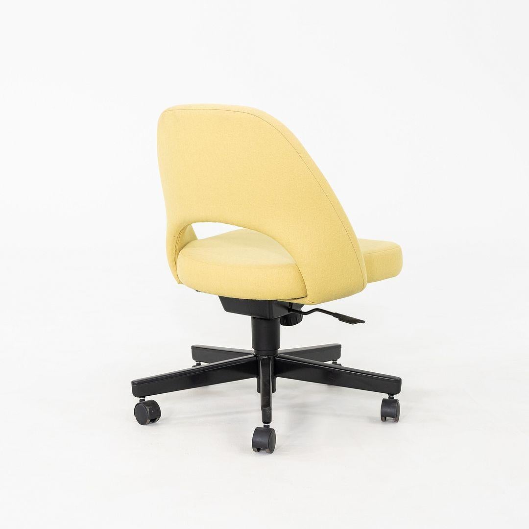 2017 Eero Saarinen per Knoll Sedia da scrivania executive senza braccioli con base pneumatica in vendita 4