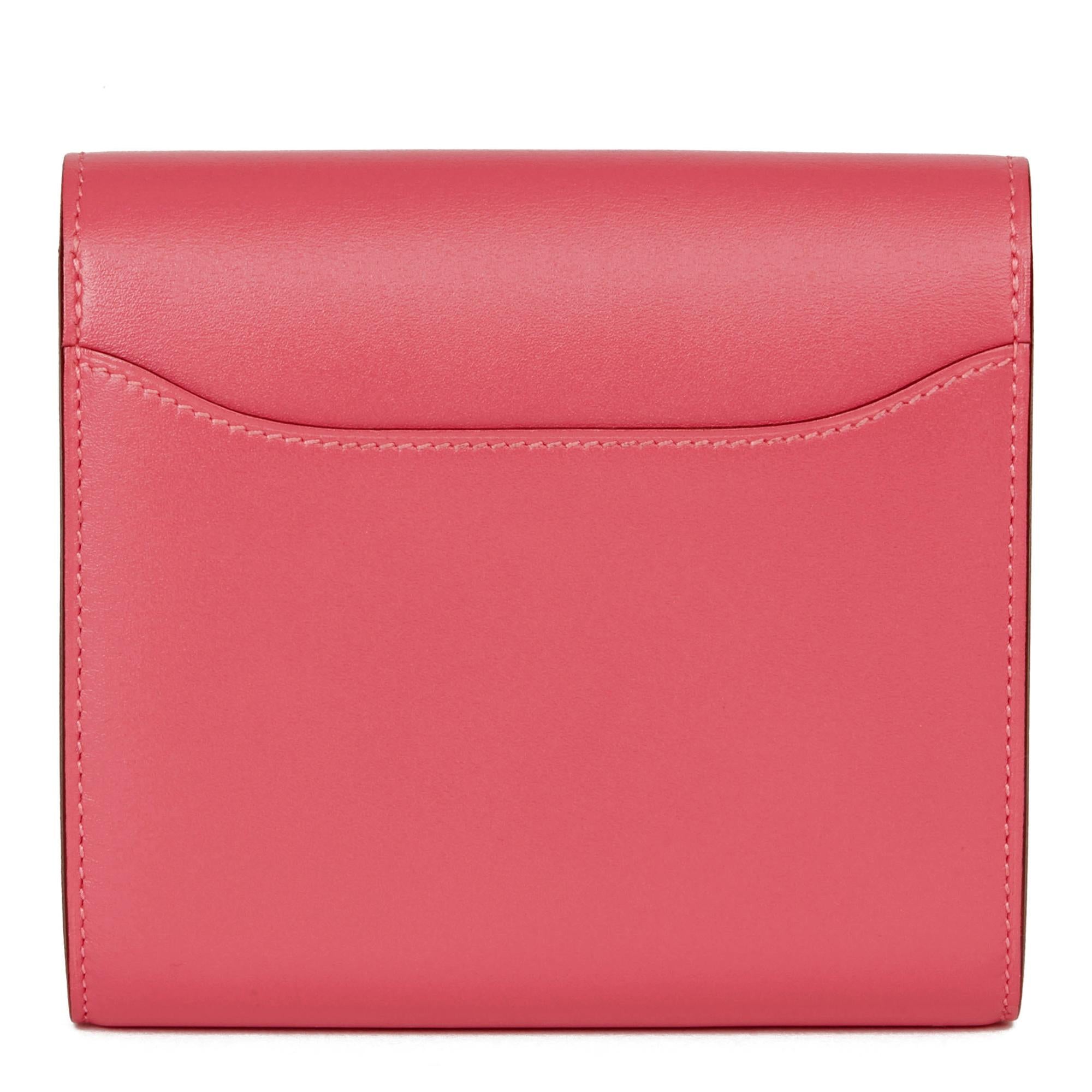2017 Hermès Rose Lipstick Tadelakt Leather Constance Compact Wallet In Excellent Condition In Bishop's Stortford, Hertfordshire