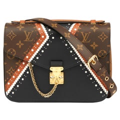 2017 Louis Vuitton Kalbsleder Brown Monogramm beschichtetes Segeltuch Brogue Pochette Metis