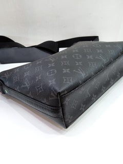 2017 Louis Vuitton x Fragment Apollo Messenger Bag