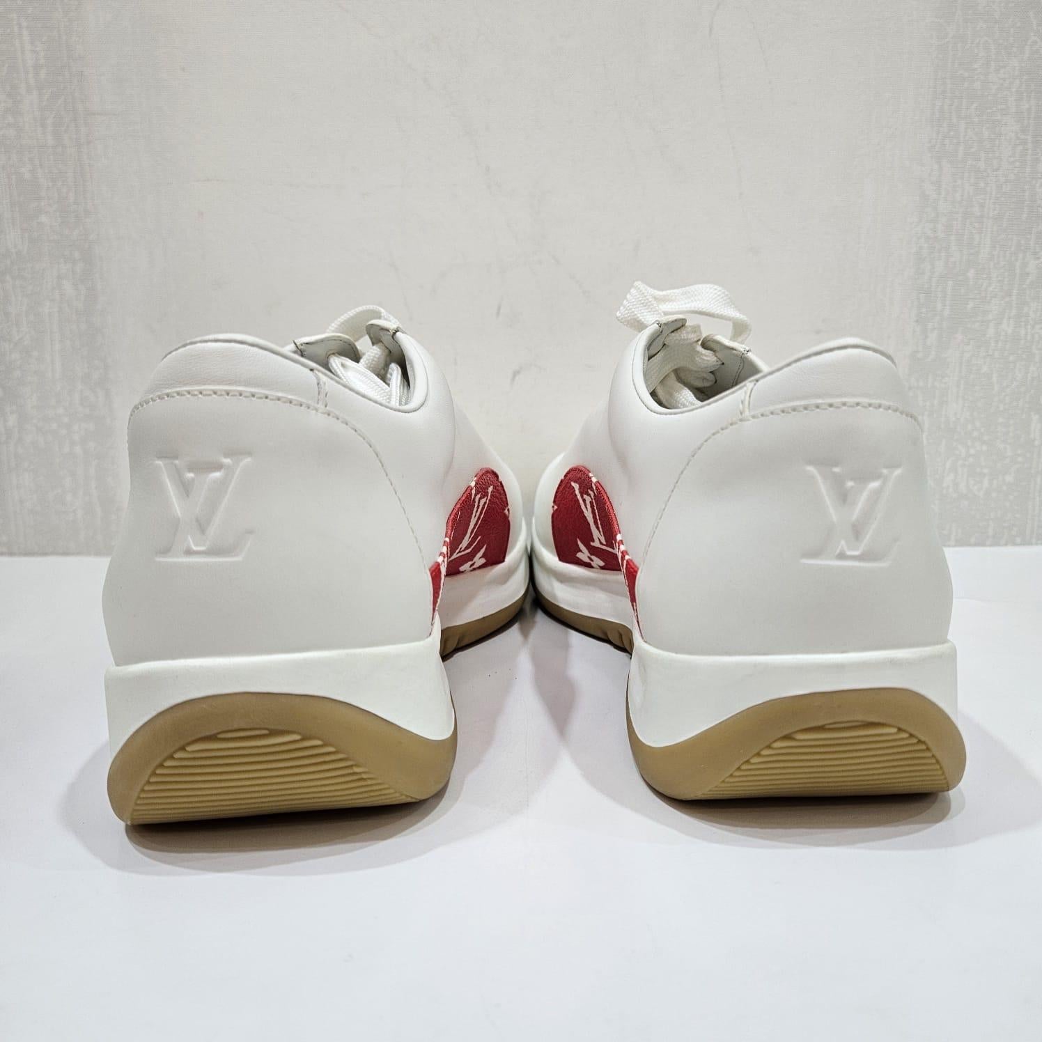 2017 Louis Vuitton x Supreme White Leather Monogram Sneakers For Sale 5