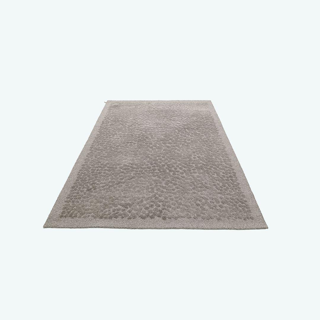 2017 Maja Johansson Starander für Kasthall #50 Pebbles Taupe Patina 803 5 x 7 Fuß im Zustand „Hervorragend“ im Angebot in Philadelphia, PA
