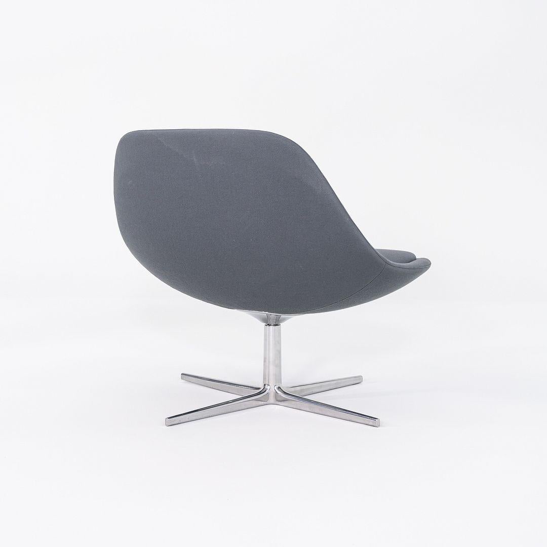 2017 Noe Duchaufour-Lawrance für Bernhardt Design Chiara Loungesessel Grau im Zustand „Hervorragend“ im Angebot in Philadelphia, PA