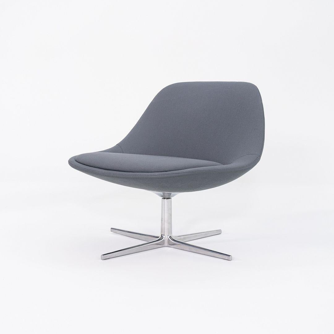 2017 Noe Duchaufour-Lawrance für Bernhardt Design Chiara Loungesessel Grau im Angebot 2