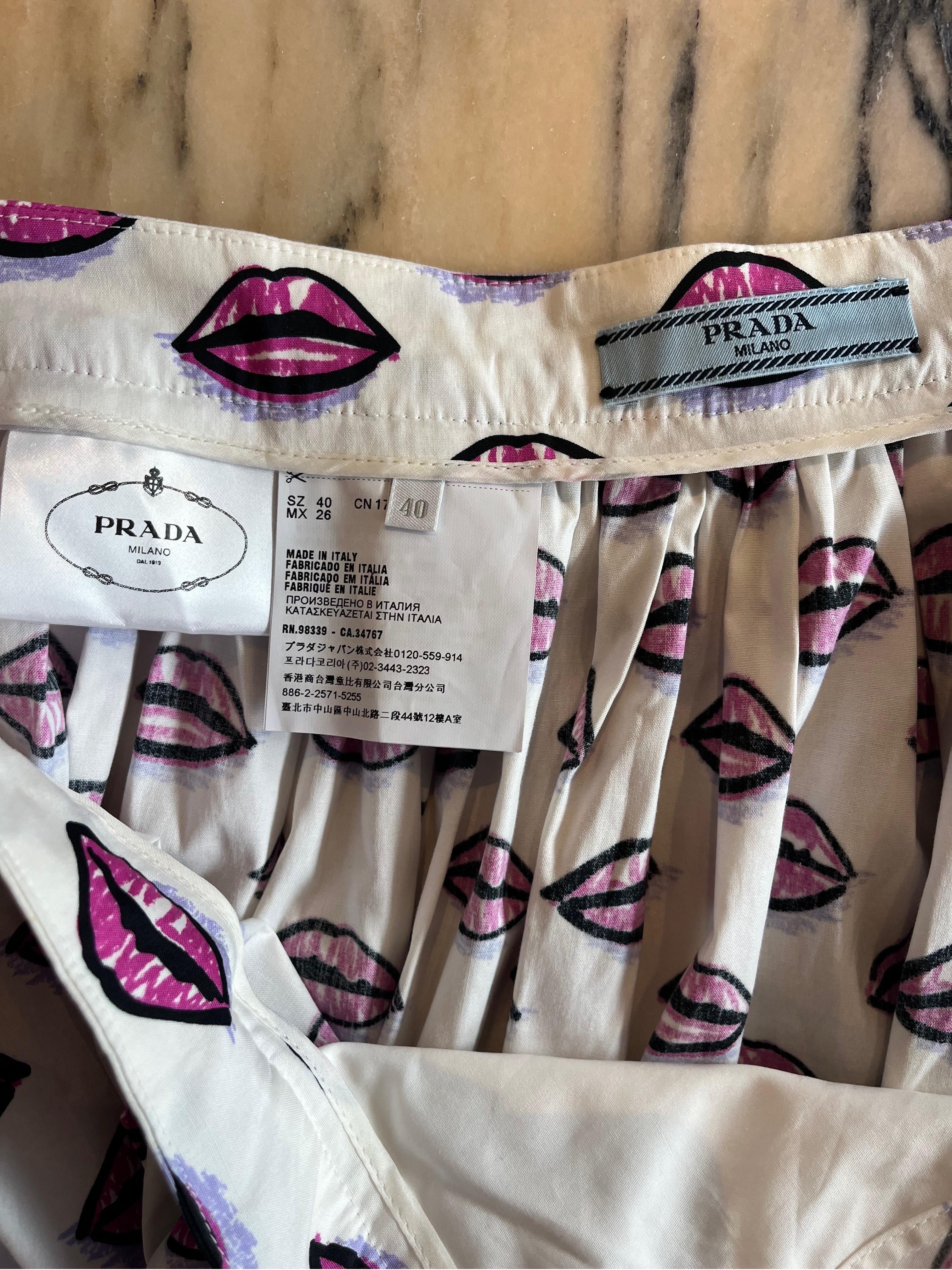 Women's 2017 Prada Iconic Lip Print Full Skirt For Sale