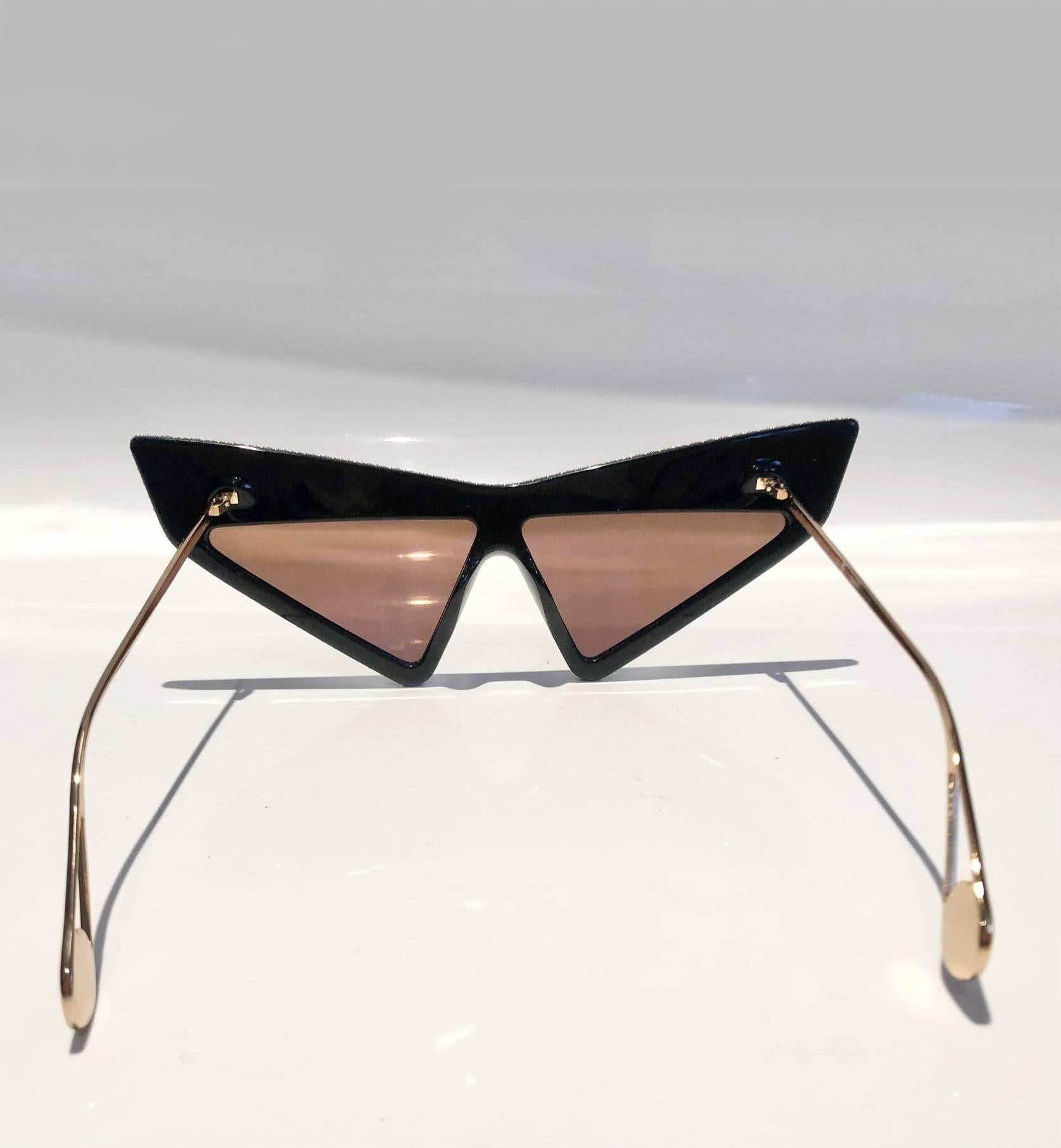2017 Runway Gucci Hollywood Cat-Eye Oversized Sunglasses GG0430S at 1stDibs