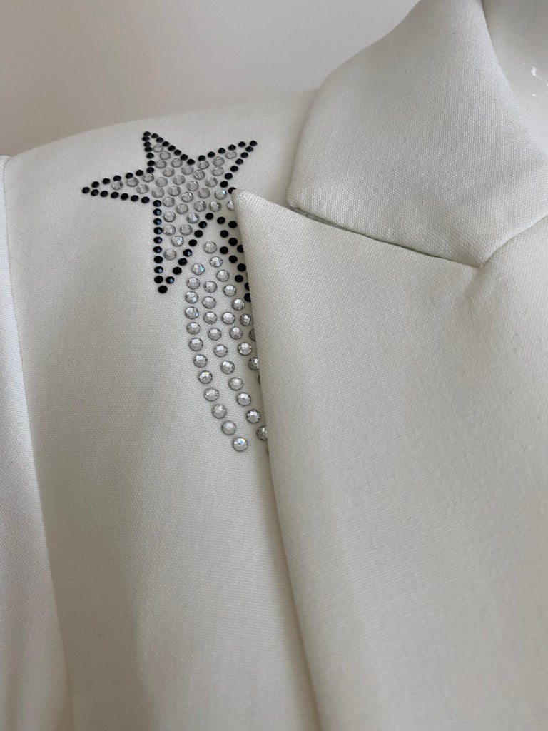 2017 SAINT LAURENT White Fitted Blazer For Sale at 1stDibs