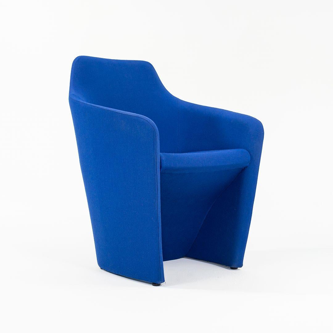 2017 Venus-Sessel von Simon Pengelly für Allermuir, blauer Stoff im Angebot 1