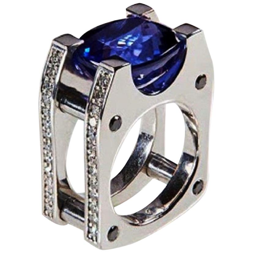 20.18 Carat Tanzanite 1.62 Carat White Diamonds 18K Gold Handcrafted Men's Ring For Sale