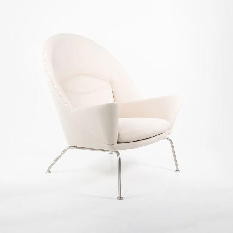 Danish 2018 CH468 Oculus Lounge Chair by Hans Wegner for Carl Hansen in Beige Fabric For Sale