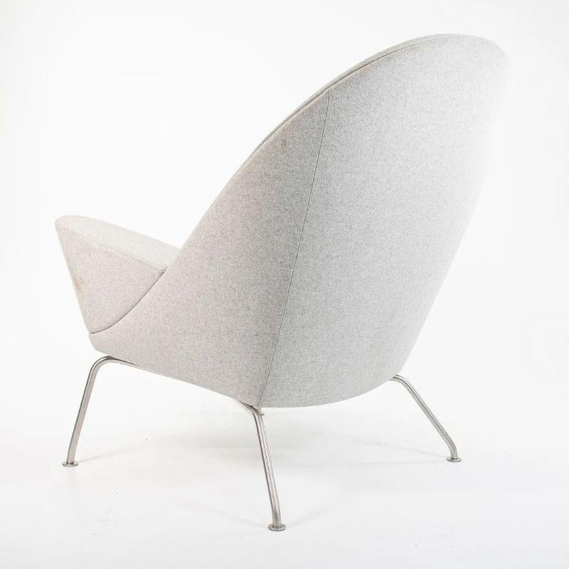 2018 CH468 Oculus Lounge Chair by Hans Wegner for Carl Hansen in Melange Fabric In Good Condition For Sale In Philadelphia, PA