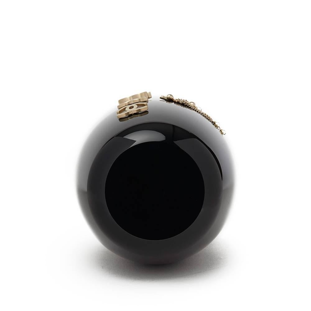 Chanel Schwarze Matroschka-Puppe aus Plexiglas Minaudiere:: 2018 im Zustand „Neu“ in Bishop's Stortford, Hertfordshire