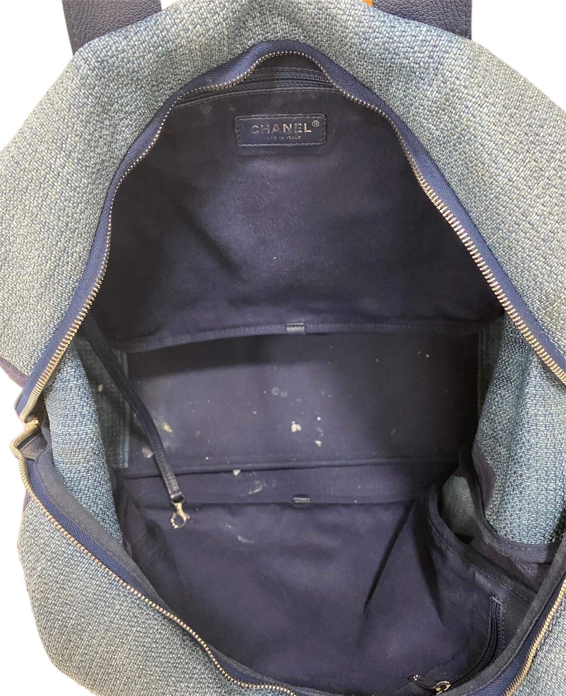 2018 Chanel Duffle Bag aus Segeltuch Blau im Angebot 6