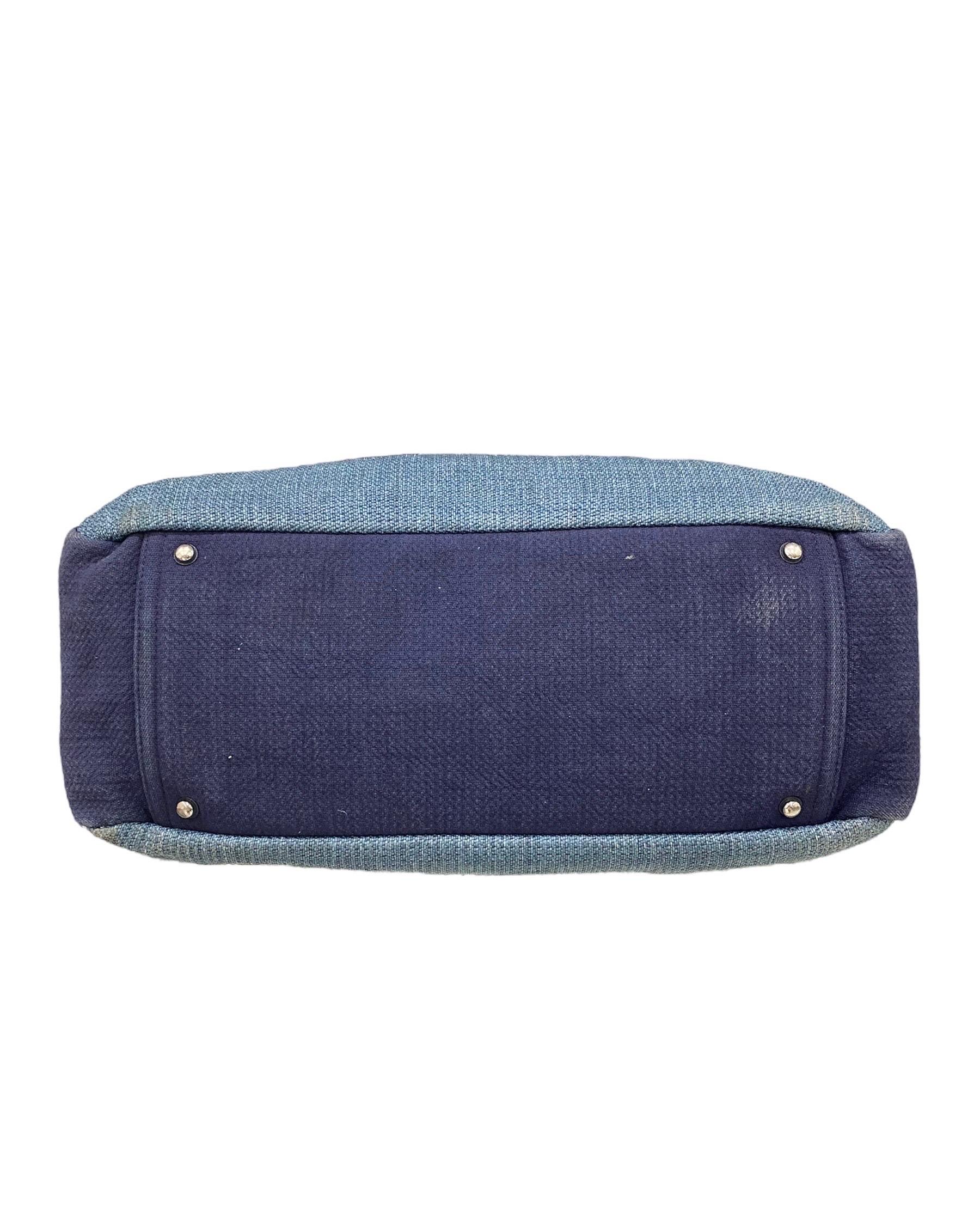 2018 Chanel Duffle Bag aus Segeltuch Blau im Angebot 5