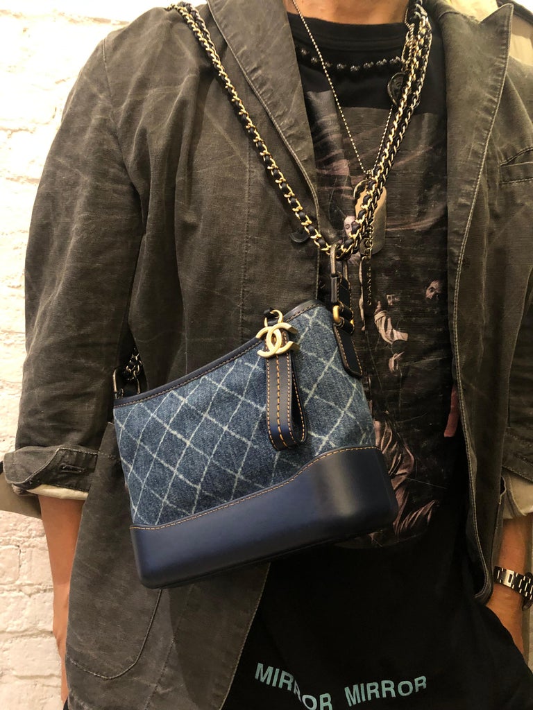 street style chanel gabrielle hobo small
