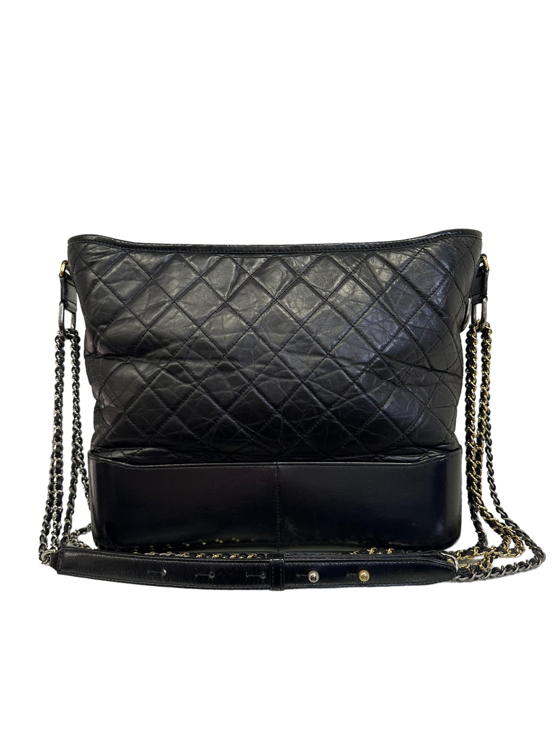 2018 Chanel Gabrielle Maxi Black Leather Top Shoulder Bag In Good Condition For Sale In Torre Del Greco, IT
