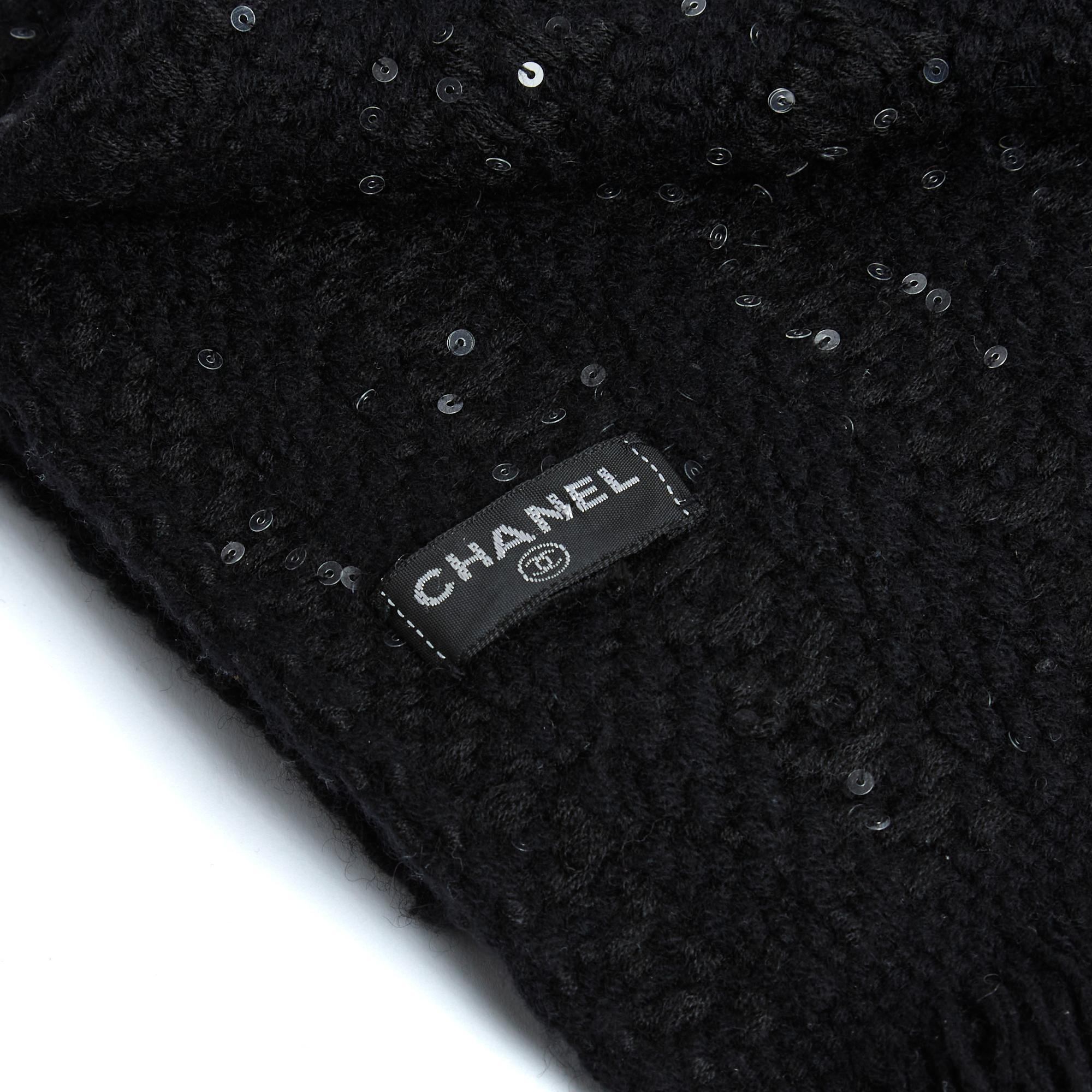 2018 Chanel Glitter CC Maxi black Cashmere In Excellent Condition In PARIS, FR