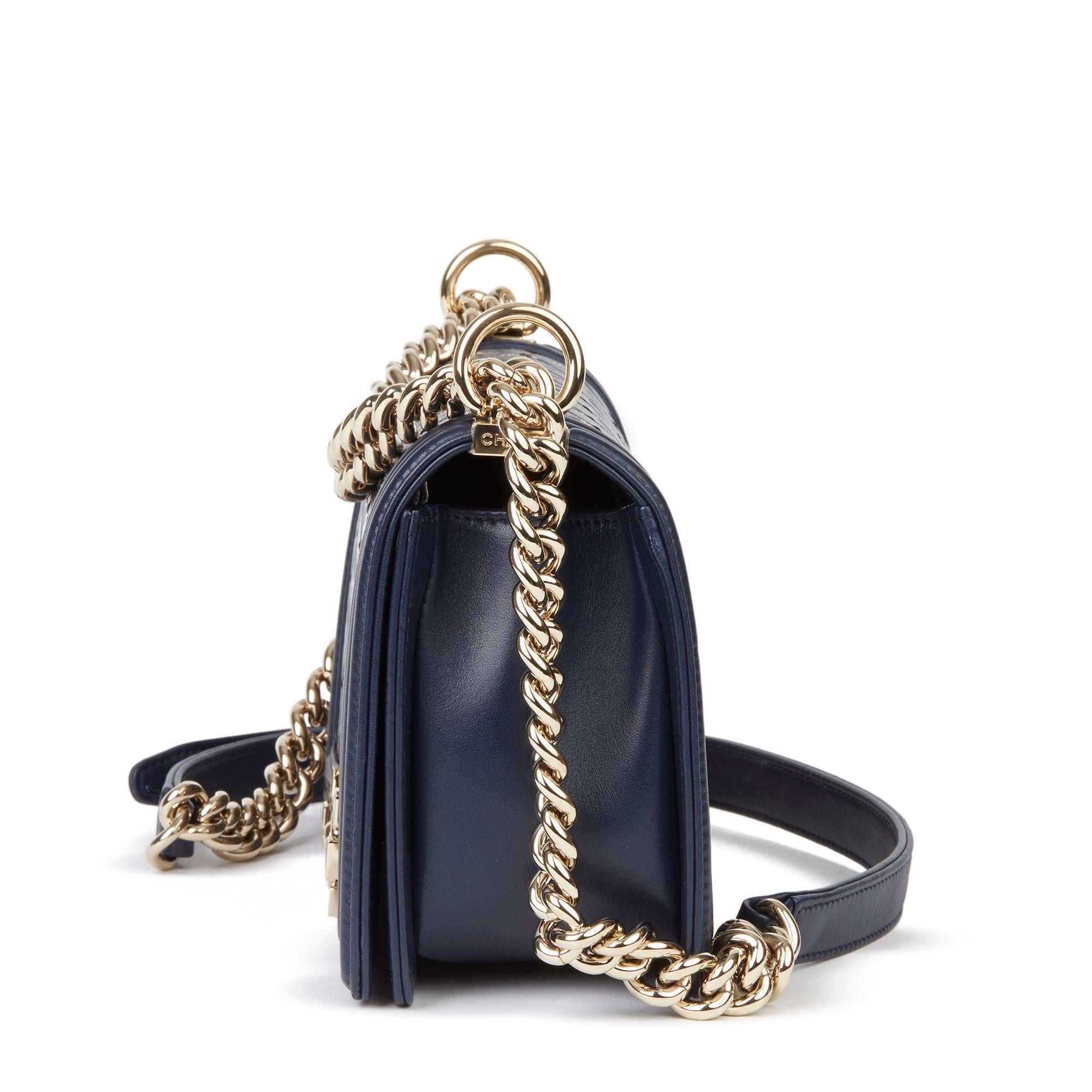 2018 Chanel Navy Chain Quilted Lambskin Medium Le Boy In Excellent Condition In Bishop's Stortford, Hertfordshire
