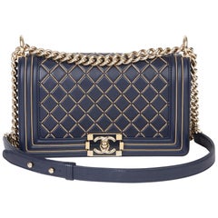 2018 Chanel Navy Chain Gestepptes Lammfell Medium Le Boy