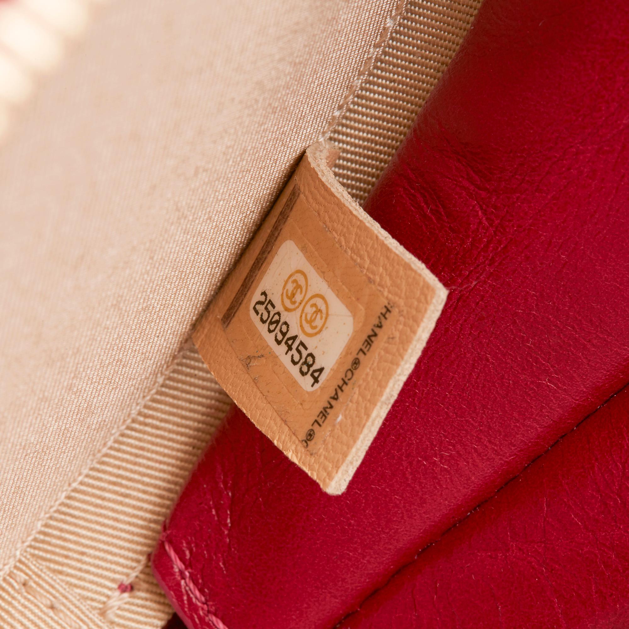 2018 Chanel Raspberry Glazed Calfskin Leather Round as Earth Bag 2