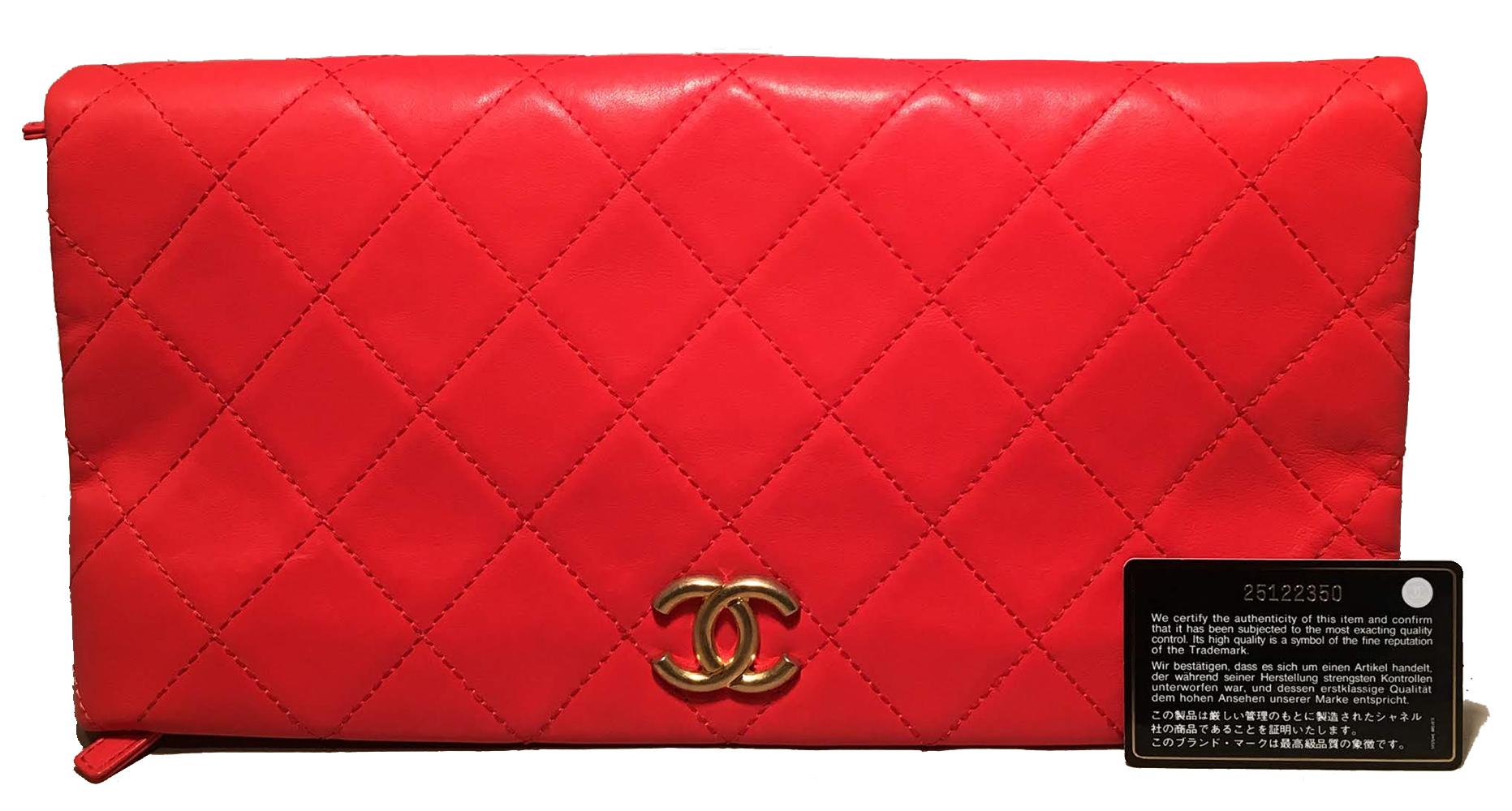 Chanel Red Quilted Leather CC Fold Over Clutch For Sale 2