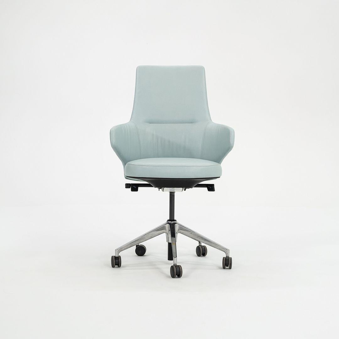 2018 Coalesse Steelcase Massaud Mid-Back Desk Chair with Integrated Arms In Good Condition For Sale In Philadelphia, PA