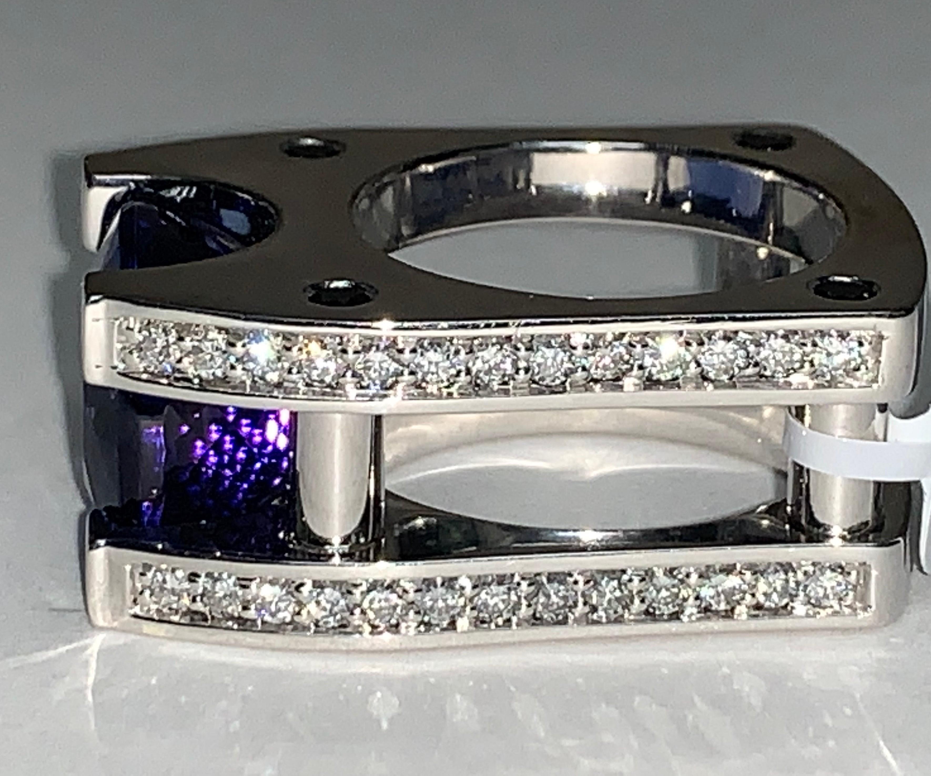 20.18 Carat Tanzanite 1.62 Carat White Diamonds 18K Gold Handcrafted Men's Ring For Sale 2