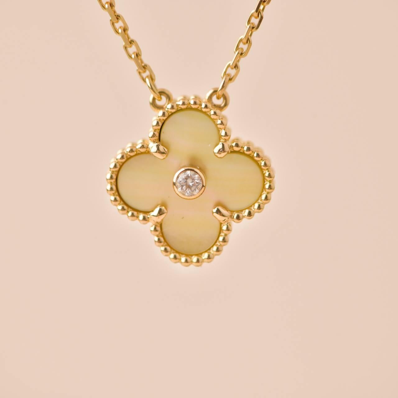 Van Cleef &Arpel Gold Mother Of Pearl Alhambra Diamond Holiday Pendant Necklace For Sale 2