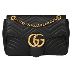 2018 Gucci Schwarz Gestepptes Chevron Lammleder Medium Marmont