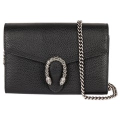 2018 Gucci GUCCI Schwarzes genarbtes Kalbsleder Mini Dionysus