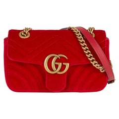 Used 2018 Gucci Red Quilted Velvet Mini Marmont 