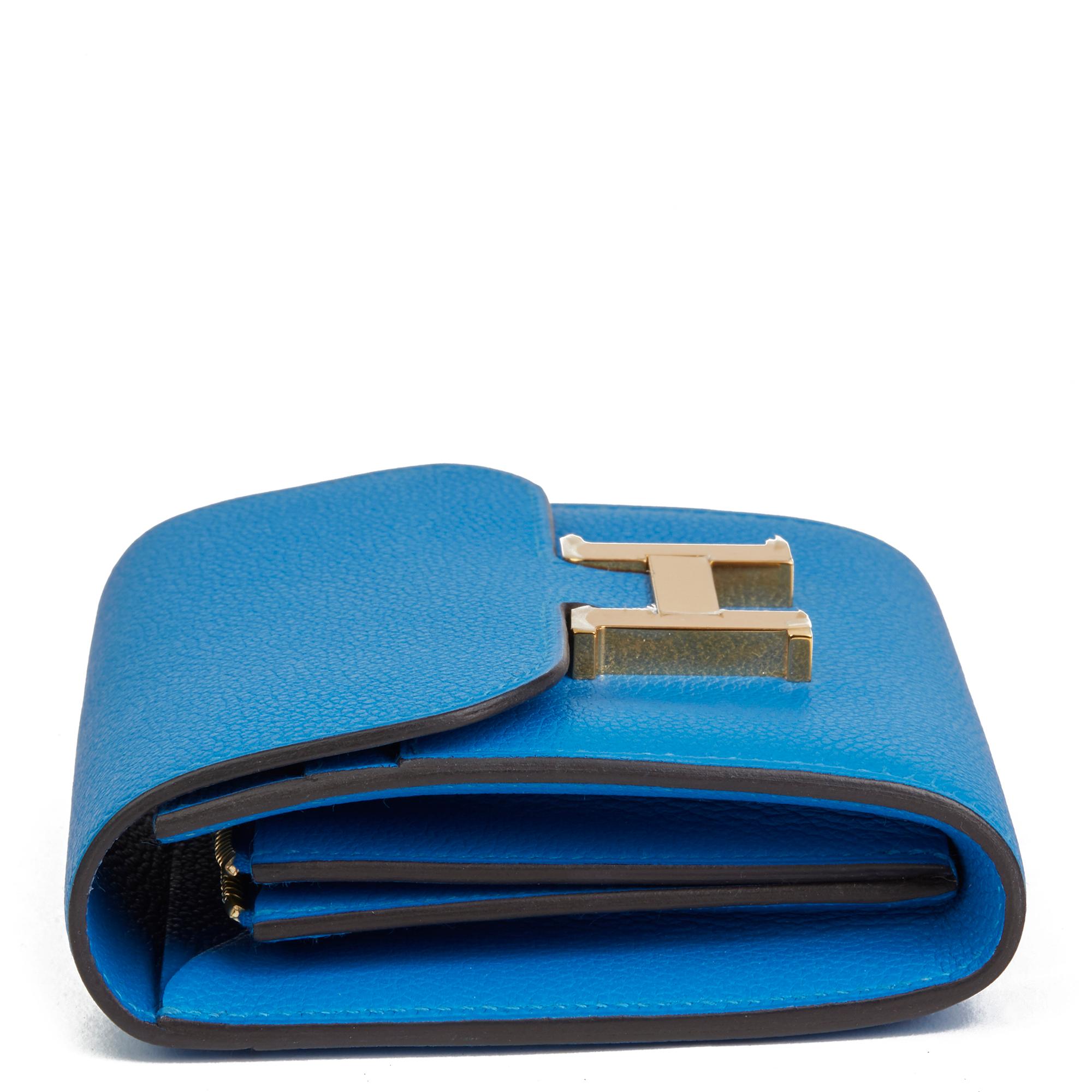 HERMÈS
Blue Hydra Evercolor Leather Constance Compact Wallet

Reference: HB2506
Serial Number: C
Age (Circa): 2018
Accompanied By: Hermès Dust Bag, Box, Protective Felt
Authenticity Details: Date Stamp (Made in France)
Gender: Ladies
Type:
